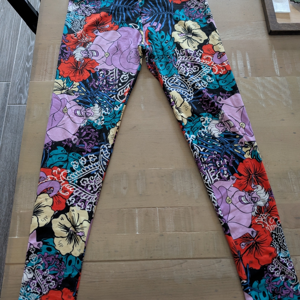 RARE! Lularoe Disney Ursula leggings OS